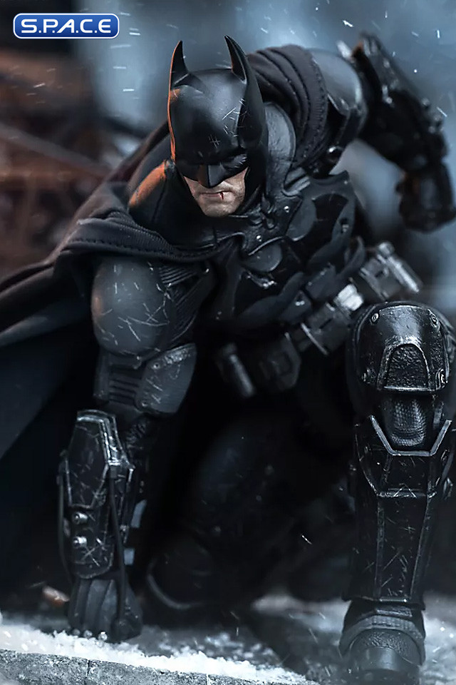 1/12 Scale Batman - Battle Damaged Version (Batman: Arkham Origins)