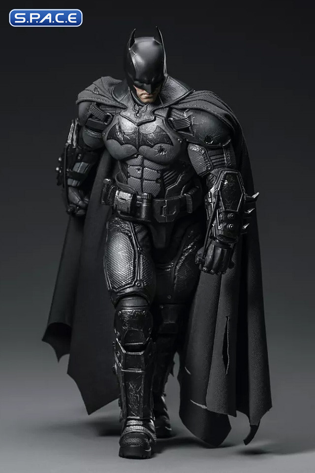 1/12 Scale Batman - Battle Damaged Version (Batman: Arkham Origins)