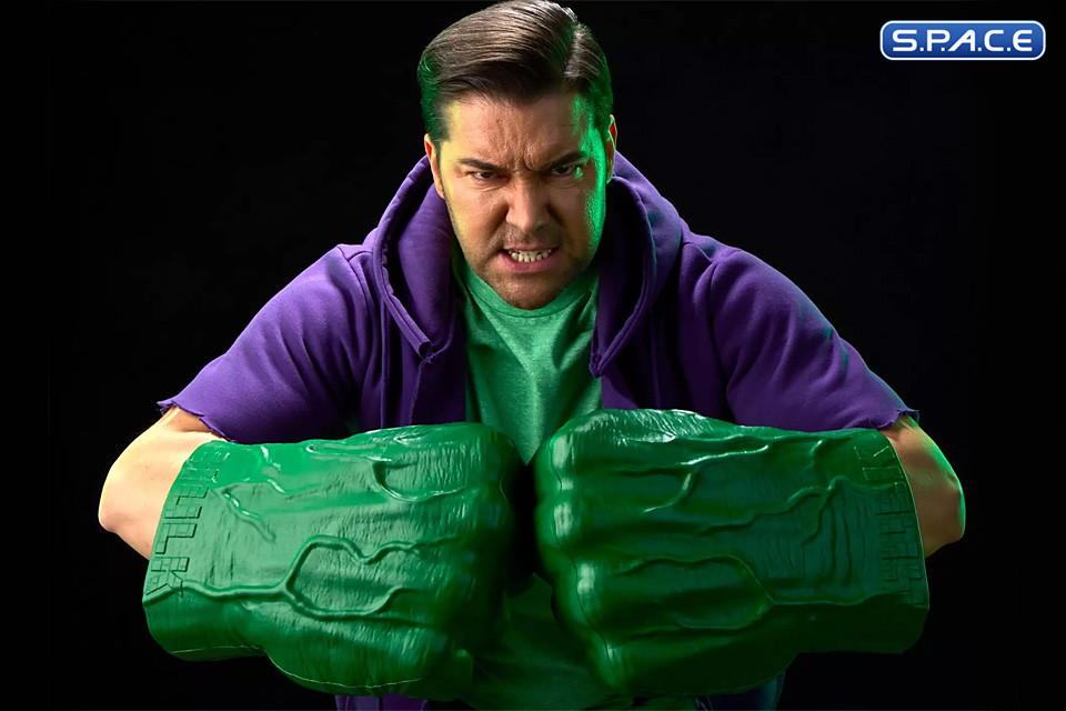 The Incredible Hulk Roleplay Fists (Marvel)