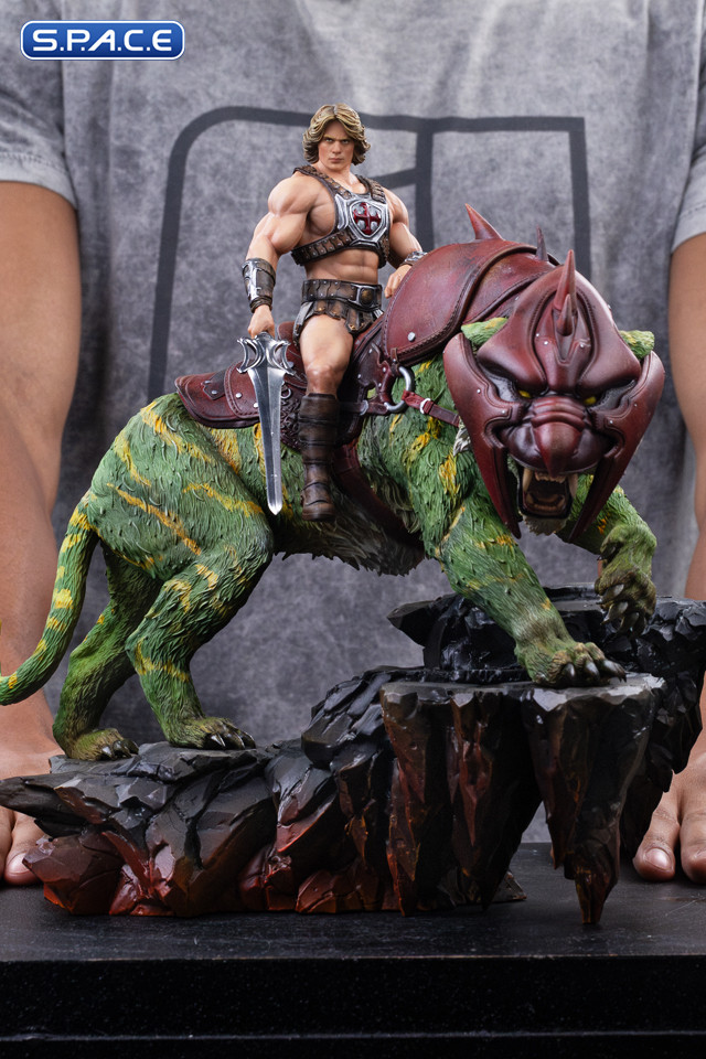 1/10 Scale He-Man and Battle Cat Art Scale Statue (Masters of the Universe)