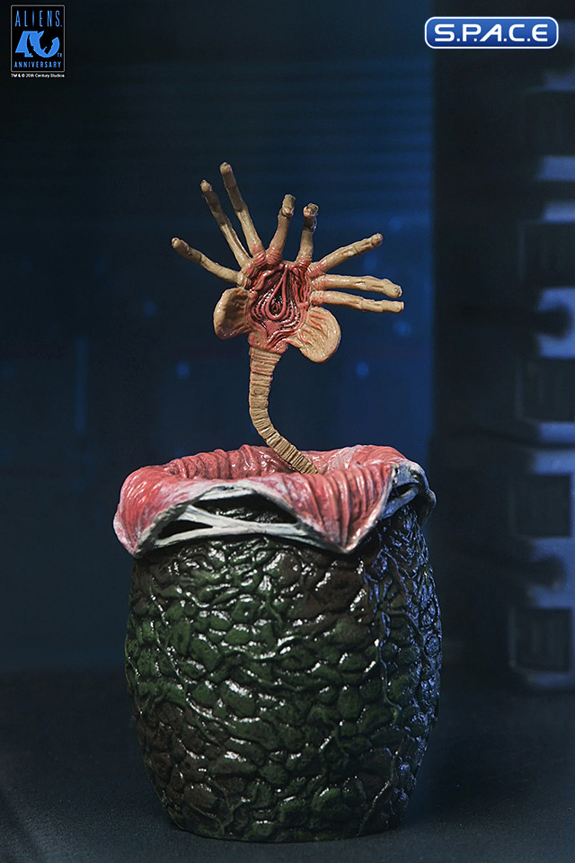 Ultimate Xenomorph Warrior - 40th Anniversary Version (Aliens)