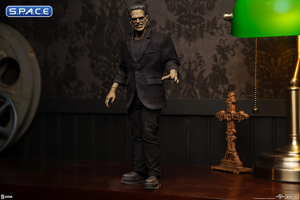 1/6 Scale Frankensteins Monster - Deluxe Plus Version (Universal Monsters)