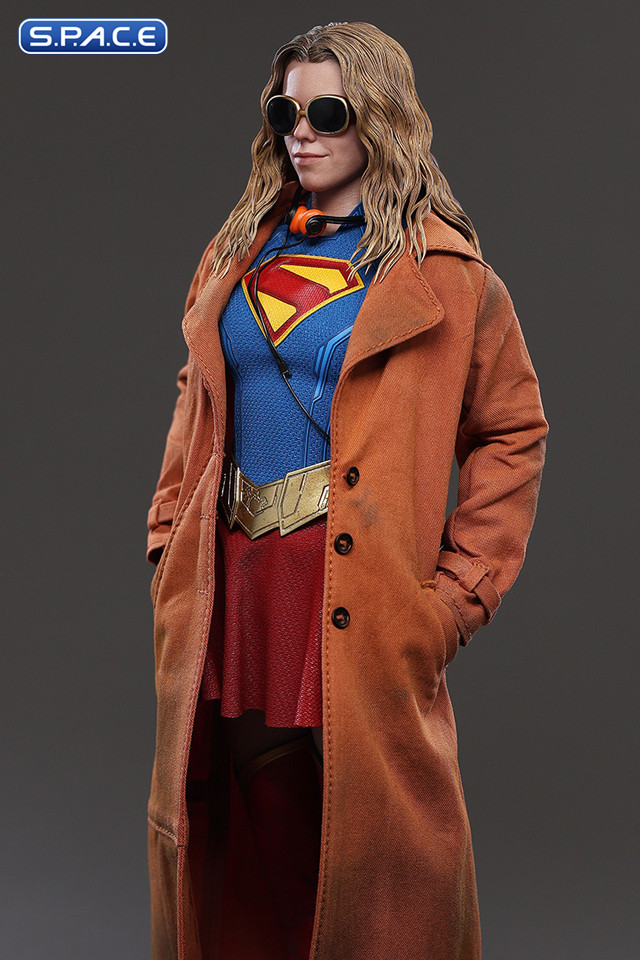 1/6 Scale Supergirl & Krypto Movie Masterpiece MMS869 (Supergirl)