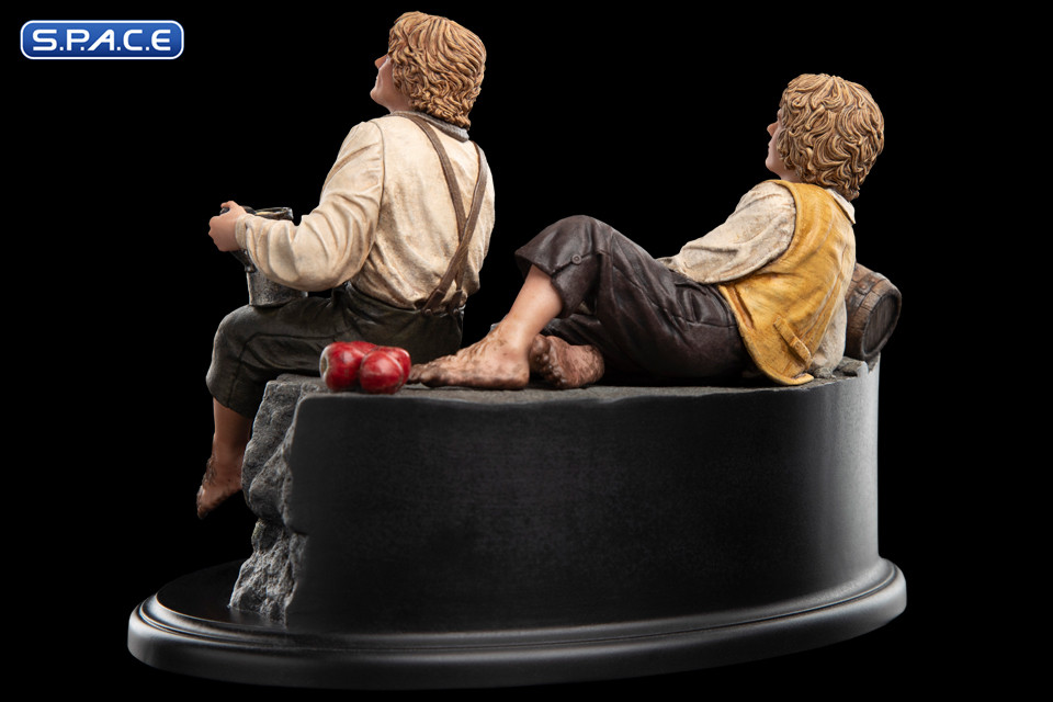 Merry and Pippin Mini-Statue (Lord of the Rings)