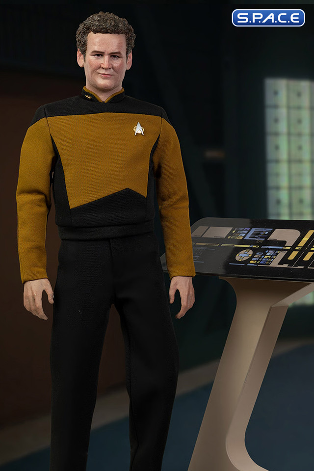1/6 Scale Transporter Chief Miles OBrien with Console (Star Trek: The Next Generation)