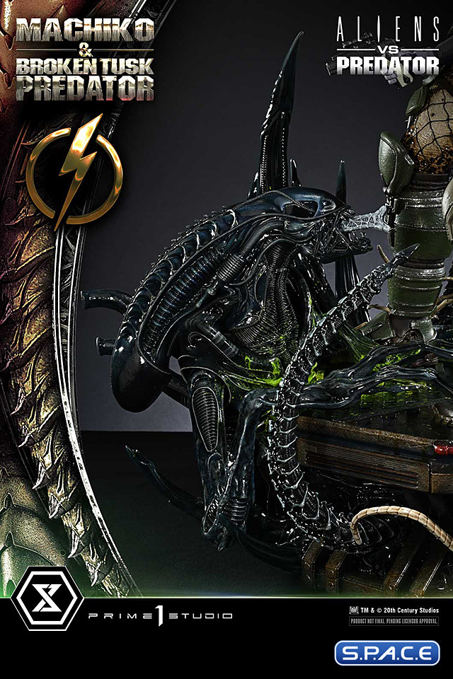 1/4 Scale Machiko & Broken Tusk Predator Ultimate Premium Masterline Statue (Alien vs. Predator)