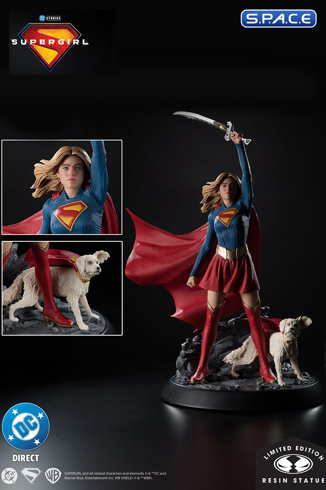Supergirl Statue (Supergirl)