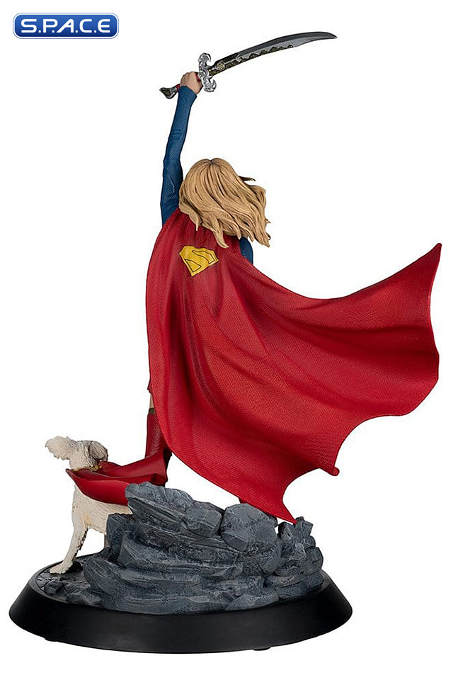 Supergirl Statue (Supergirl)