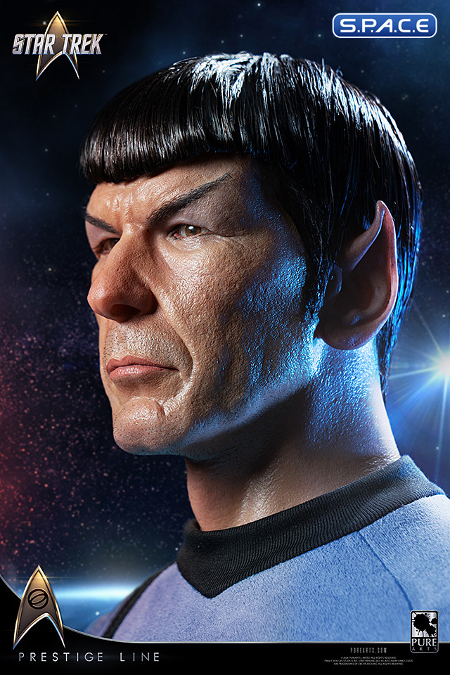 1/2 Scale Spock Prestige Line Statue (Star Trek)
