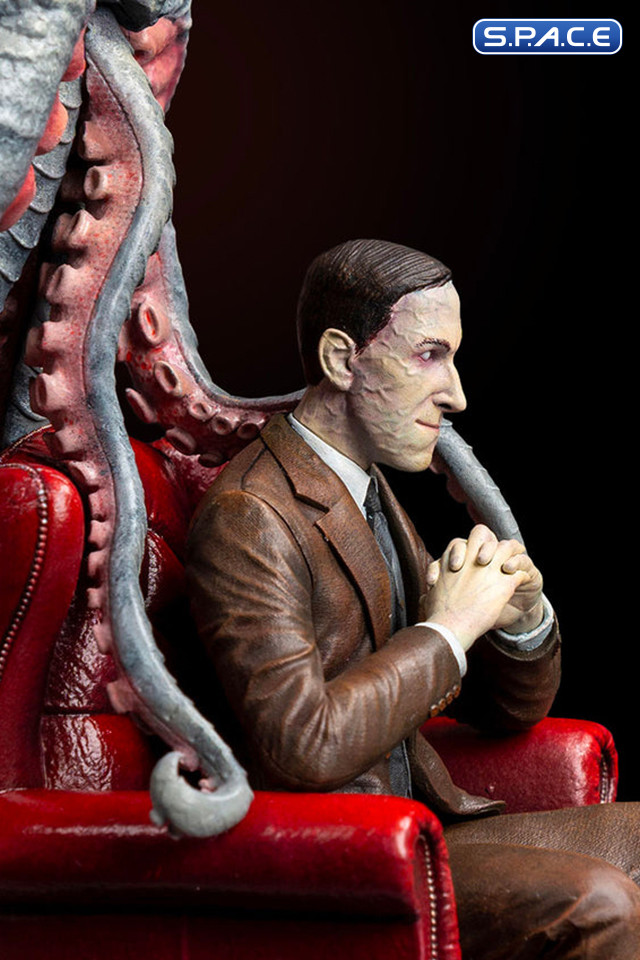 1/10 Scale H.P. Lovecraft Statue - The Forbidden Edition (Masters of Madness)