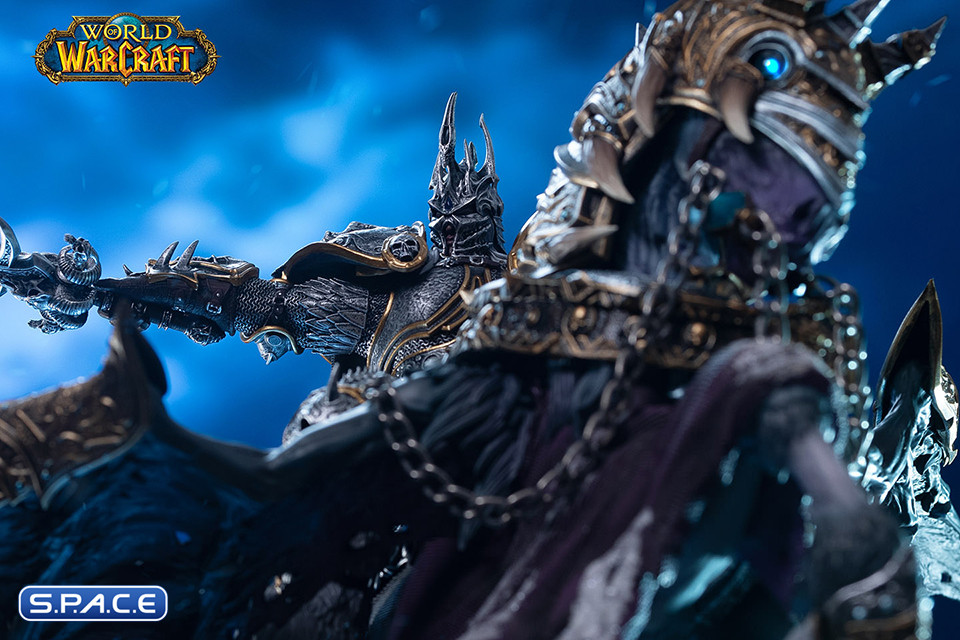 The Lich King & Invincible Statue - 14-Inch Version (World of Warcraft)