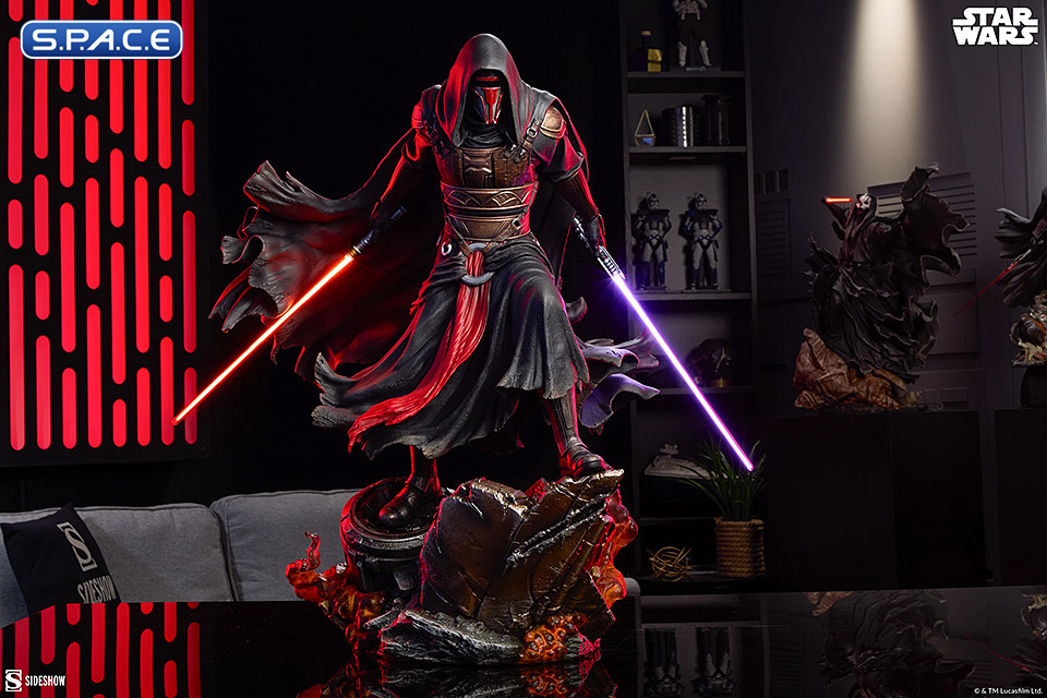 Darth Revan Premium Format Figure (Star Wars Legends)