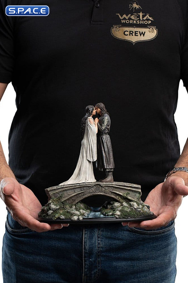 Aragorn and Arwen Mini-Statue (Lord of the Rings)