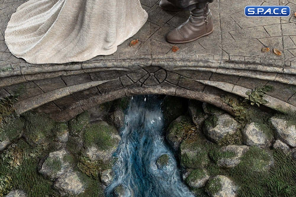 Aragorn and Arwen Mini-Statue (Lord of the Rings)