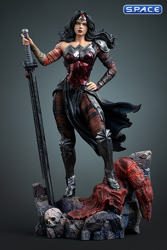 1/10 Scale Wonder Woman Absolute Art Scale Statue (DC Comics)
