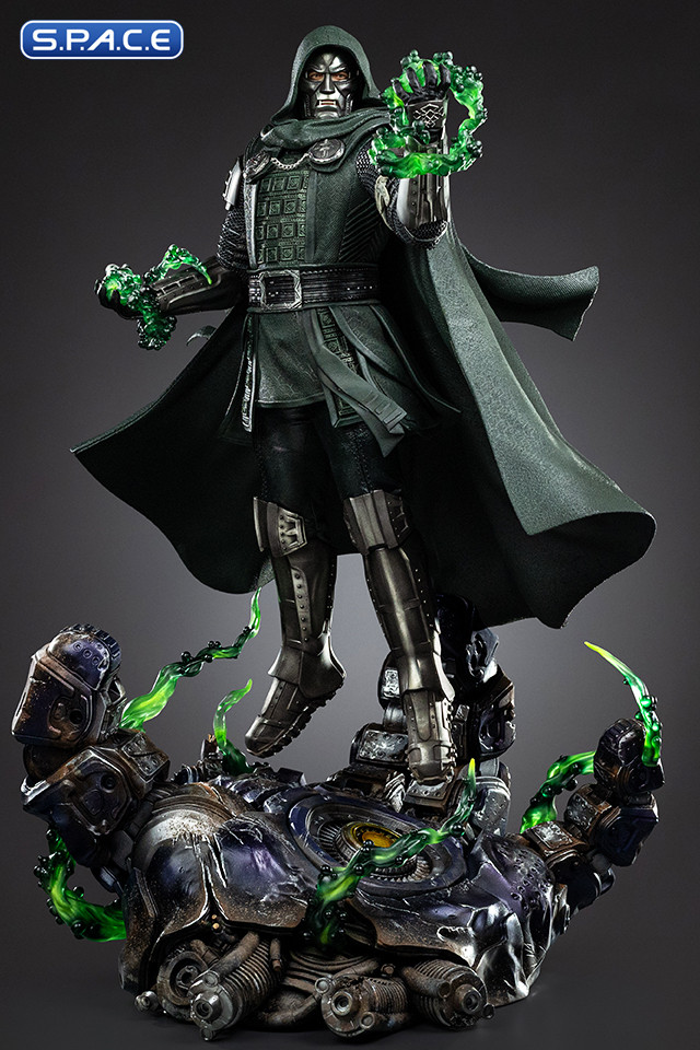 1/4 Scale Doctor Doom Legacy Replica Statue (Avengers: Doomsday)