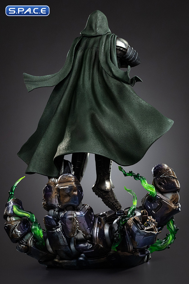1/4 Scale Doctor Doom Legacy Replica Statue (Avengers: Doomsday)