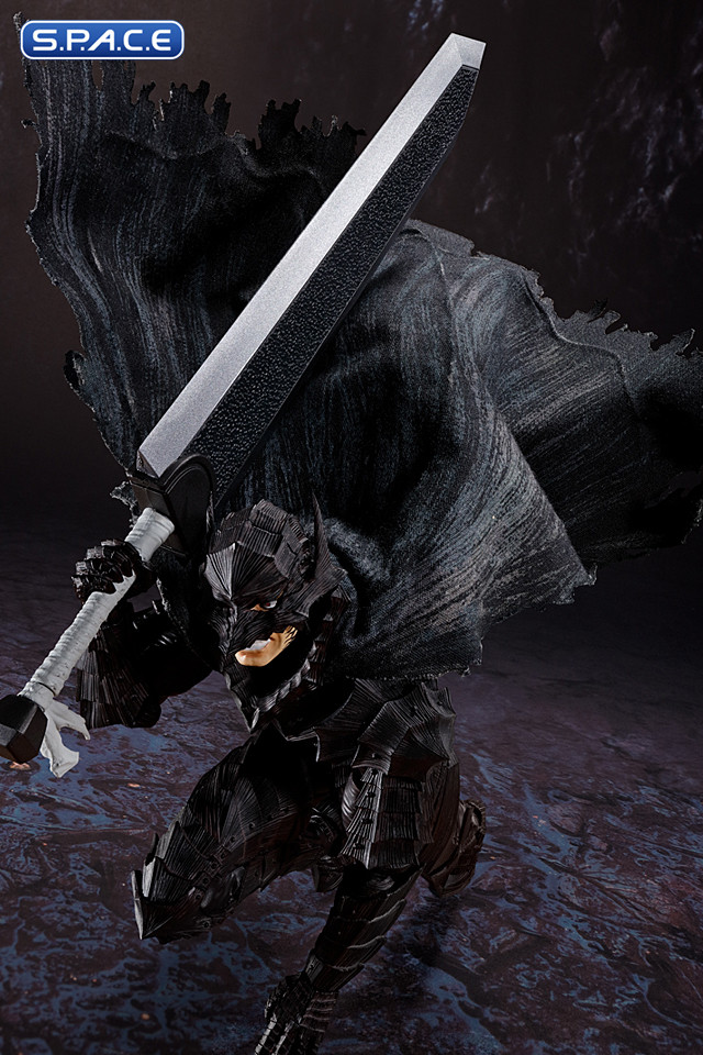 S.H.Figuarts Guts �Berserker Armor� - Heat of Passion Version (Berserk)