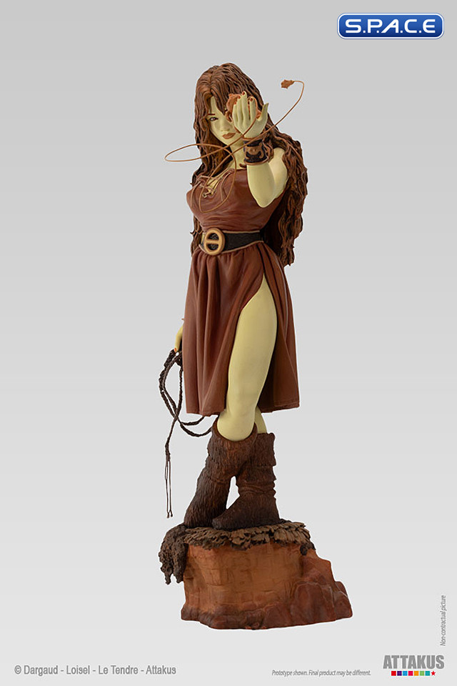 Pelisse mit Pelzchen Statue - Sepia Version