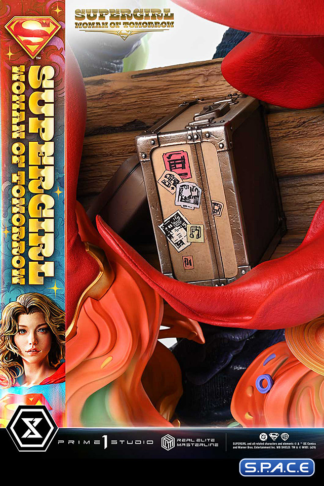 1/4 Scale Supergirl �Woman of Tomorrow� Real Elite Masterline Statue (DC Comics)