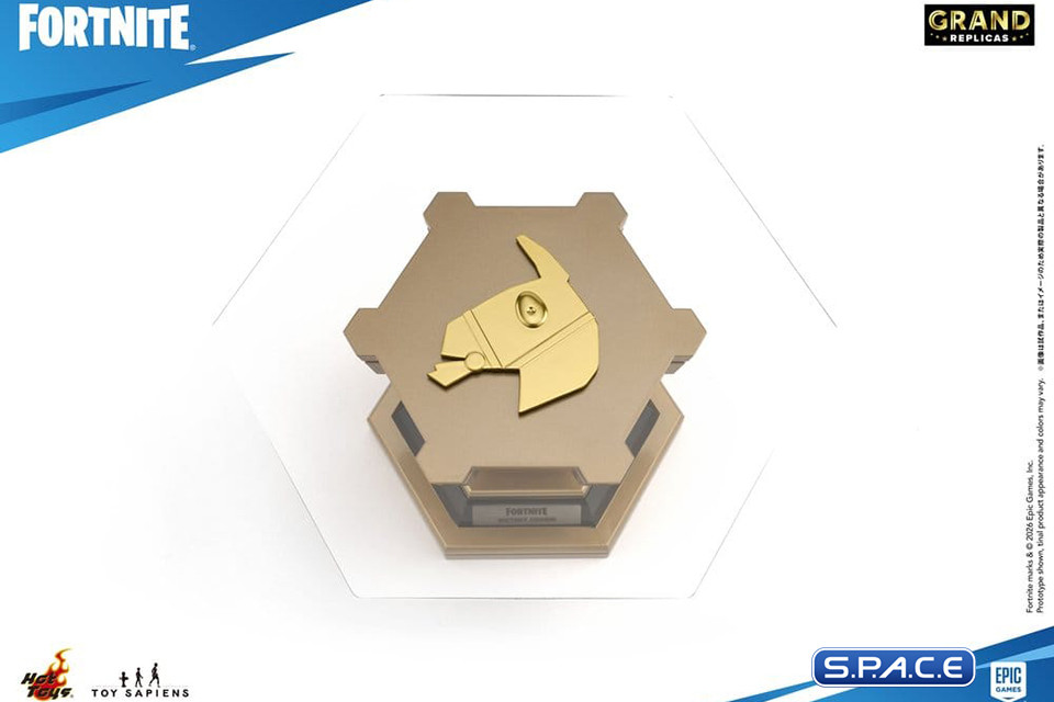 1:1 Victory Crown Life-Size Grand Replica (Fortnite)