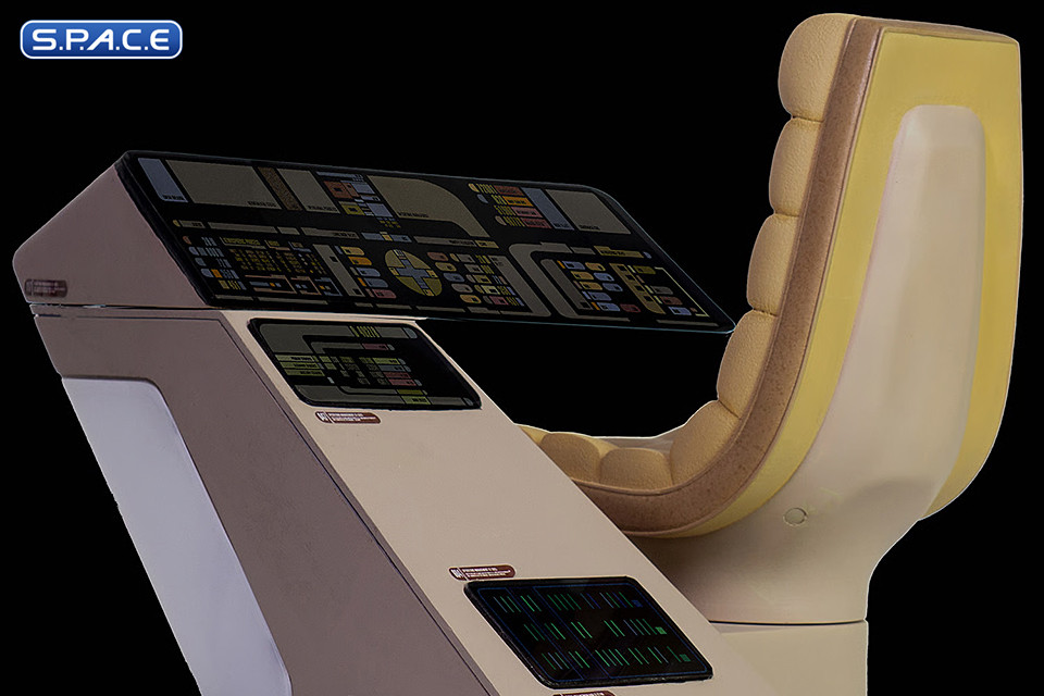 1/6 Scale Enterprise-D Operations Bridge Console (Star Trek: The Next Generation)