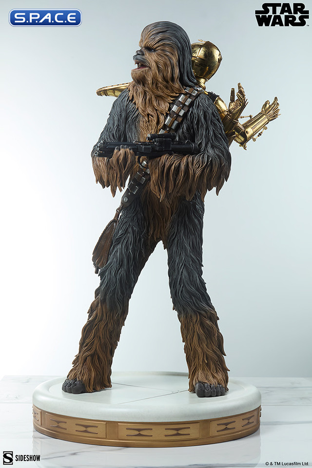 Chewbacca and C-3PO Premium Format Figure (Star Wars)