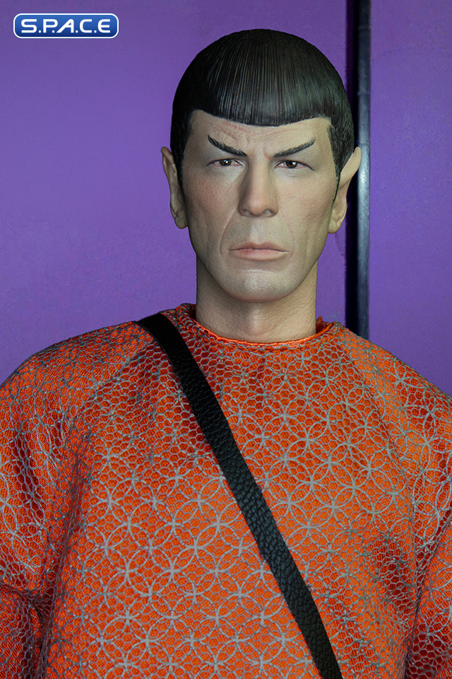 1/6 Scale Lt. Commander Spock in Environmental Suit (Star Trek)