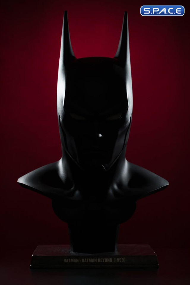 1:1 Batman Cowl Life-Size Replica (Batman Beyond)