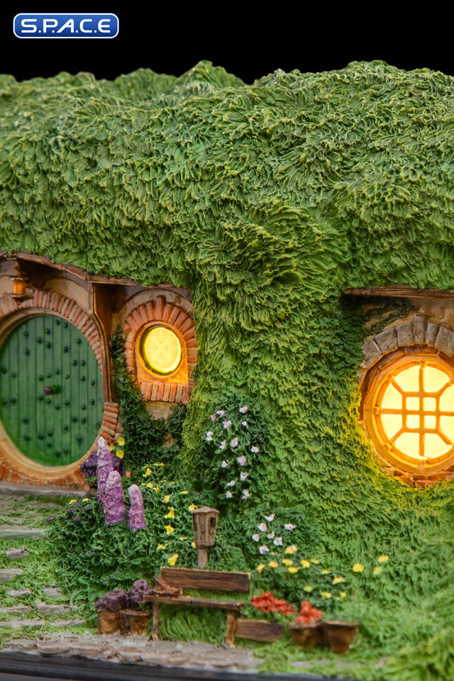 Bag End Hobbit Hole - Illuminated Version (Lord of the Rings)