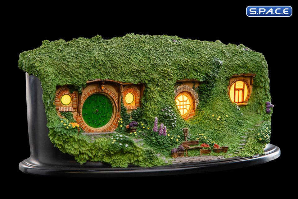 Bag End Hobbit Hole - Illuminated Version (Lord of the Rings)