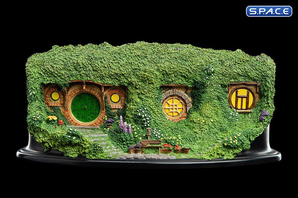 Bag End Hobbit Hole - Illuminated Version (Lord of the Rings)