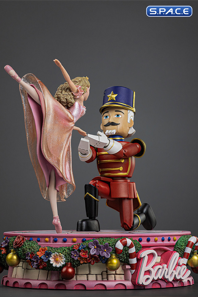 1/10 Scale Barbie Deluxe Art Scale Statue (Barbie in the Nutcracker)