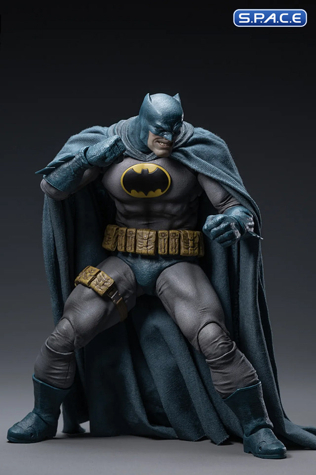 1/12 Scale Batman - blue Suit Version (Batman: The Dark Knight Returns)
