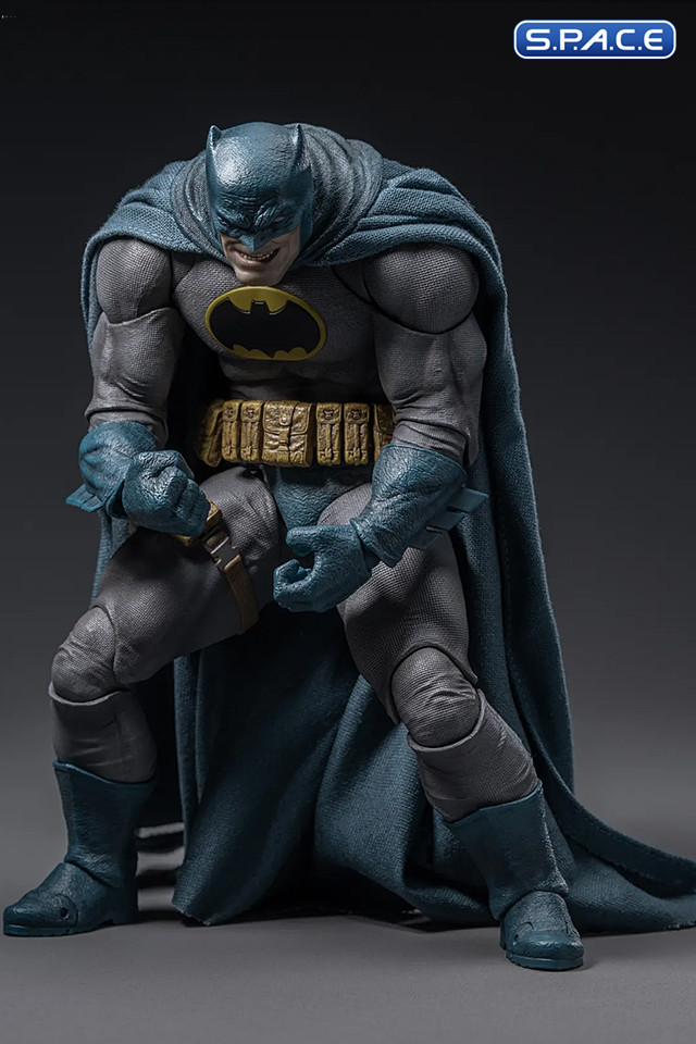 1/12 Scale Batman - blue Suit Version (Batman: The Dark Knight Returns)