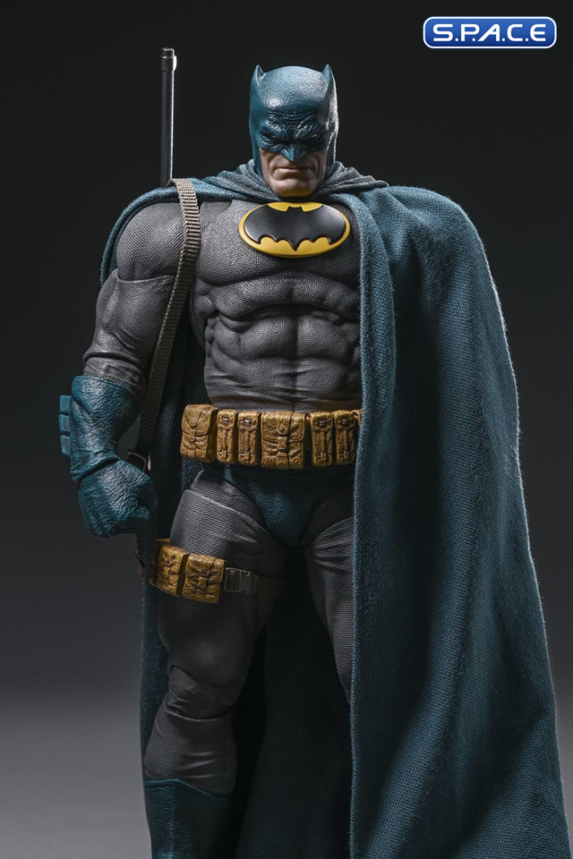 1/12 Scale Batman - blue Suit Version (Batman: The Dark Knight Returns)