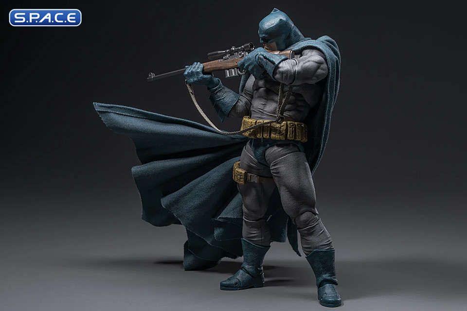 1/12 Scale Batman - blue Suit Version (Batman: The Dark Knight Returns)