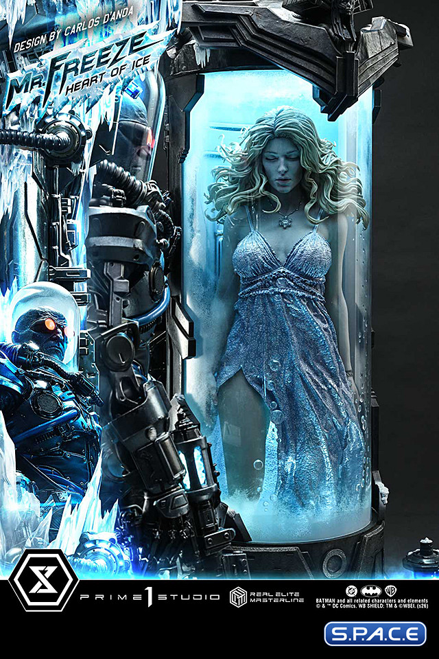1/3 Scale Mr. Freeze �Heart of Ice� Real Elite Masterline Statue (DC Comics)