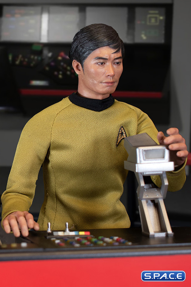 1/6 Scale Lieutenant Hikaru Sulu (Star Trek)