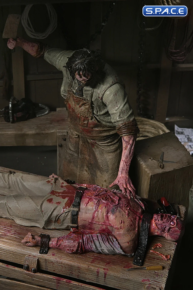 Slaughterhouse Boxed Set (The Texas Chainsaw Massacre: The Beginning)