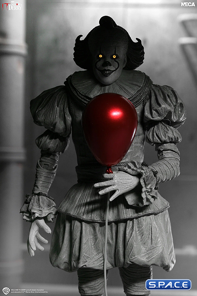Ultimate Black & White Pennywise (It: Welcome to Derry)