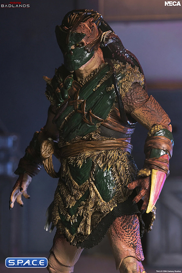 Ultimate Dek - Bone Bison Armor Version (Predator: Badlands)