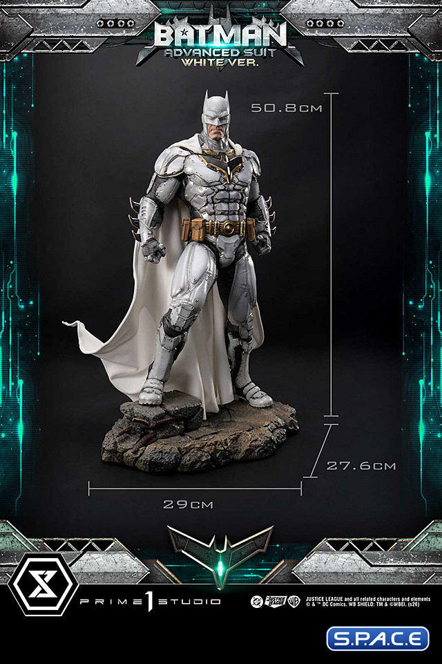 Batman Advanced Suit - White Version by Josh Nizzi Ultimate Museum Masterline Statue (DC Comics)