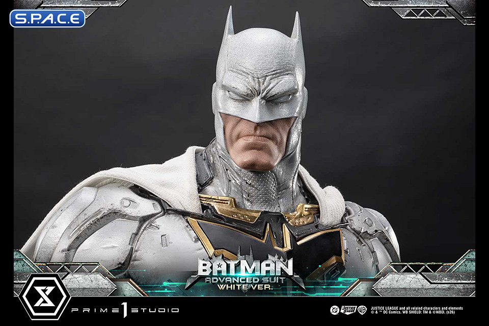 Batman Advanced Suit - White Version by Josh Nizzi Ultimate Museum Masterline Statue (DC Comics)