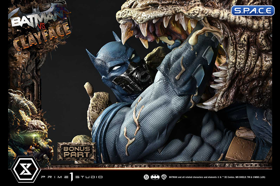 1/4 Scale Batman vs. Clayface Deluxe Ultimate Premium Masterline Statue - Bonus Version (DC Comics)