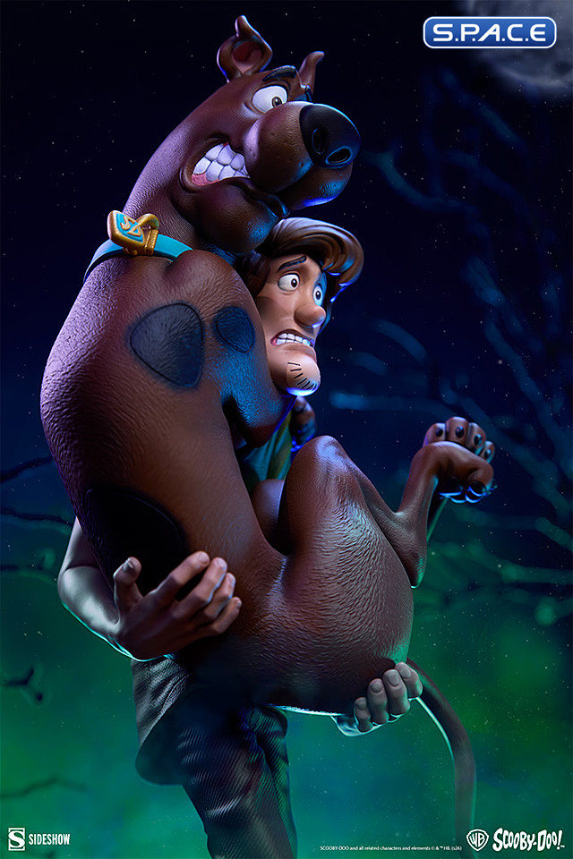 Scooby-Doo and Shaggy Statue (Scooby-Doo)