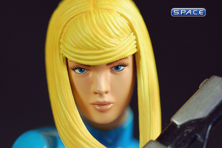 Samus Zero Suit Statue (Metroid Prime 2 - Echoes)