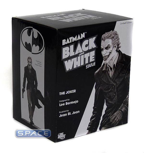 The Joker by Lee Bermejo Black and White Statue (Batman)