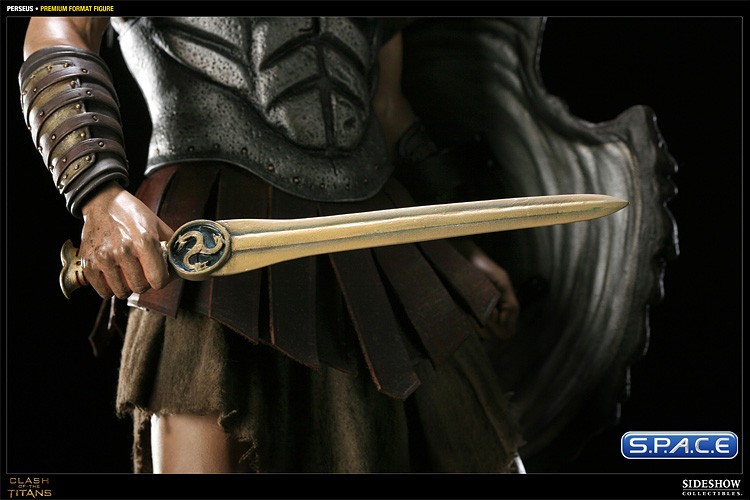 Perseus Premium Format Figure (Clash of the Titans)