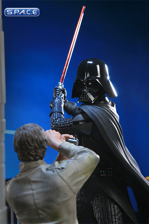 Luke Skywalker vs. Darth Vader on Bespin Diorama (Star Wars)
